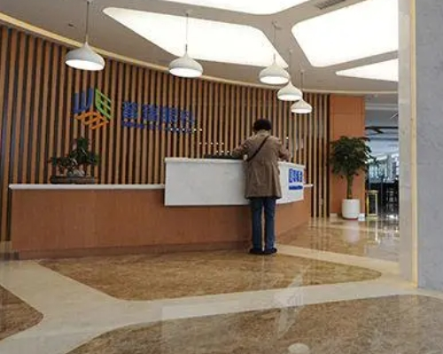 常州普瑞眼科医院近视眼手术怎么样？开展有详细的眼部检查，收费合理且医生手术操作较细心！